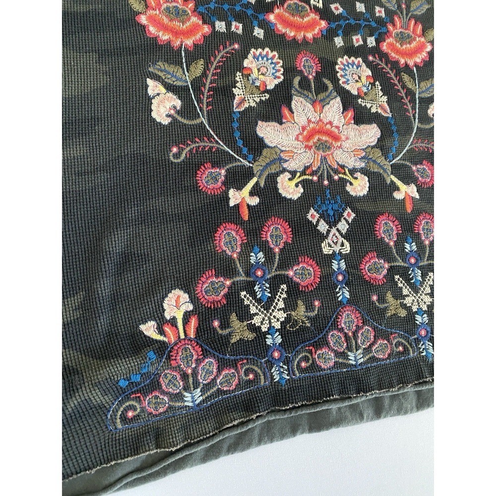 Johnny Was Floral Embroidered Camo Waffle Thermal Top Boho Cottagecore XL - Picture 6 of 15